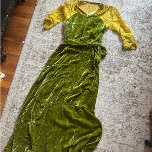 Vintage 1930s green velvet gown